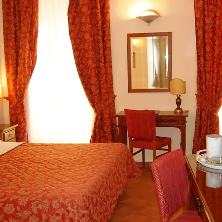 Mediterraneo فندق 3*