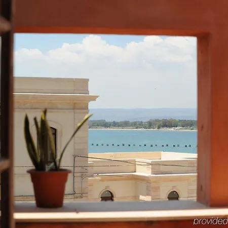 Mediterraneo فندق