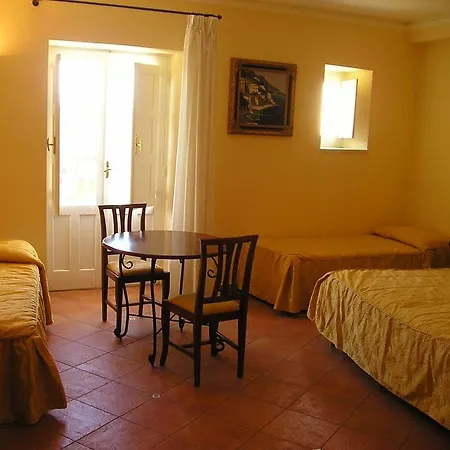 Mediterraneo 3* سيراكوزا