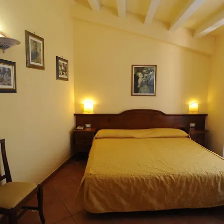 Mediterraneo فندق 3*